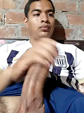 Snapshot of Blaximental2202 chatting on 04-13-26, 04:40 Blaximental2202 online show from 04-13-26, 04:40