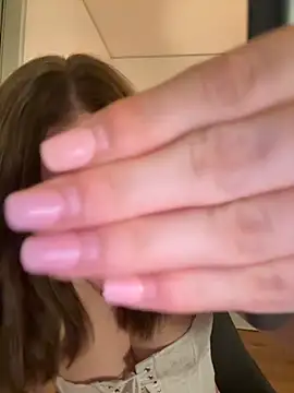 Snapshot of MaribelRiver chatting on 10-25-25, 11:43 MaribelRiver online show from 10-25-25, 11:43