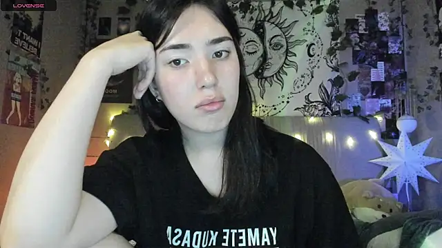 Anisawithlove online show from 02-28-25, 04:53