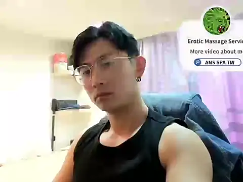 Snapshot of snakeheados chatting on 02-12-26, 07:58 snakeheados online show from 02-12-26, 07:58