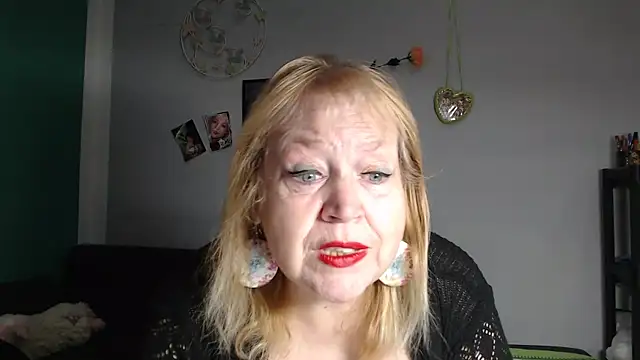 Blasflittchen online show from 05-18-26, 10:21