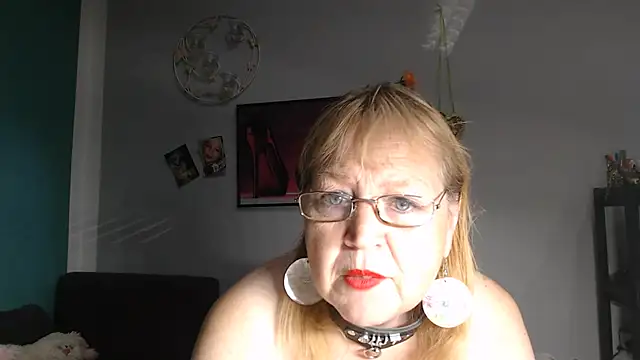 Blasflittchen online show from 07-28-26, 07:39