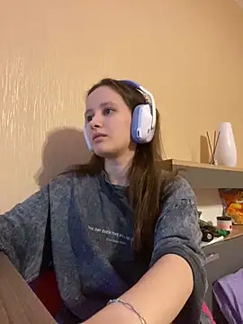 babywaifu online show from 02-09-25, 04:40