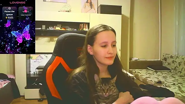 babywaifu online show from 10-02-25, 12:28