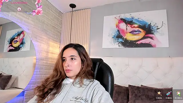 emma  smith1 online show from 09-09-25, 12:15