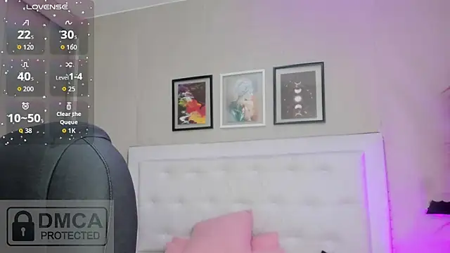 emma  smith1 online show from 03-21-26, 10:42