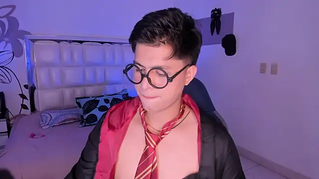 Niicky1  online show from 01-21-25, 08:32