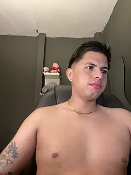 Niicky1  online show from 03-08-26, 01:37