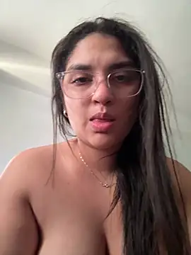 Snapshot of dalila2arab chatting on 05-25-26, 03:18 dalila2arab online show from 05-25-26, 03:18
