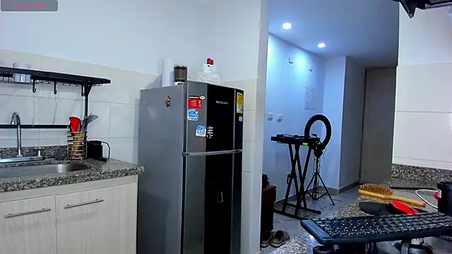 AbrilStivenson  online show from 02-19-25, 02:12