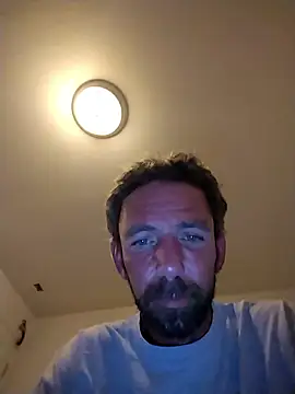 Snapshot of Treemandude chatting on 01-14-26, 01:44 Treemandude online show from 01-14-26, 01:44