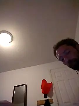 Snapshot of Treemandude chatting on 01-14-26, 02:12 Treemandude online show from 01-14-26, 02:12