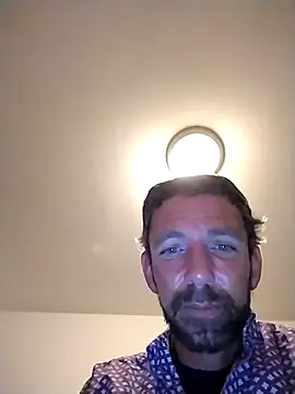 Snapshot of Treemandude chatting on 01-16-26, 05:00 Treemandude online show from 01-16-26, 05:00