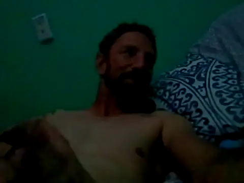 Snapshot of Treemandude chatting on 05-03-26, 09:37 Treemandude online show from 05-03-26, 09:37