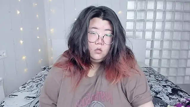 Nadine asian online show from 12-07-24, 01:36