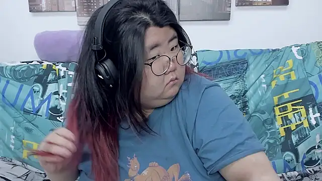 Nadine asian online show from 01-11-25, 02:20