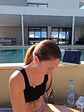 Laurahorney xo online show from 03-11-25, 01:01