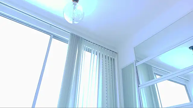 Snapshot of Sofhia_cruz chatting on 01-28-25, 05:03 Sofhia cruz online show from 01-28-25, 05:03