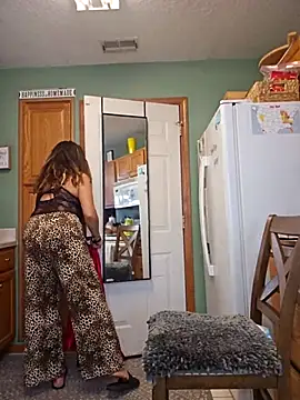 Erotic and Exotic online show from 03-29-26, 03:34