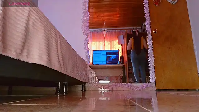 Sahory   online show from 03-21-25, 07:57