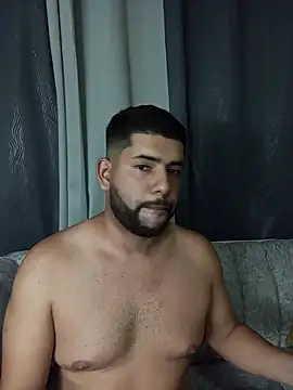 Snapshot of passionate_love22 chatting on 10-22-25, 02:56 passionate love22 online show from 10-22-25, 02:56