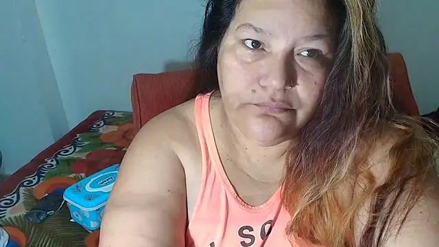 kendalkitty1 online show from 01-12-26, 07:08