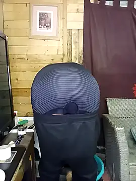 Ngamla123 online show from 11-23-25, 02:06