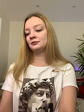 Snapshot of Radiants_two chatting on 12-11-24, 04:28 Radiants two online show from 12-11-24, 04:28