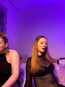 Snapshot of Radiants_two chatting on 09-12-25, 02:22 Radiants two online show from 09-12-25, 02:22