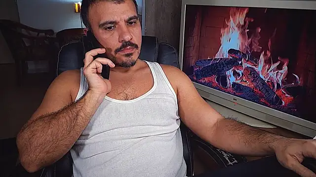 officeman7 online show from 12-28-24, 05:35