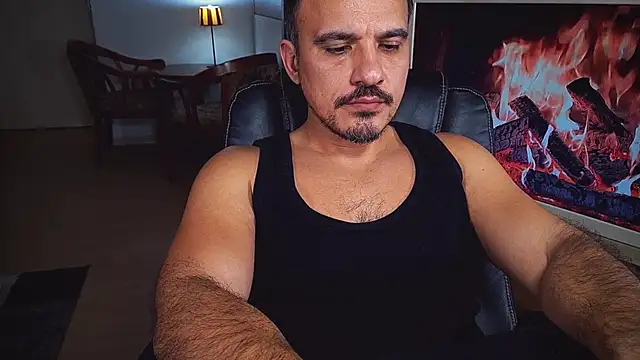 officeman7 online show from 01-23-25, 07:29