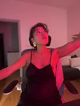 Snapshot of IzanamiTime chatting on 12-16-25, 03:22 IzanamiTime online show from 12-16-25, 03:22