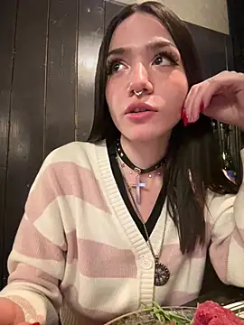 ShannonShanny online show from 02-05-26, 07:40