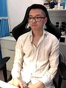 wangjian2324 online show from 11-21-25, 07:01