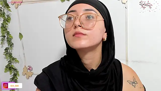 Snapshot of aysel_elid chatting on 07-26-26, 11:11 aysel elid online show from 07-26-26, 11:11
