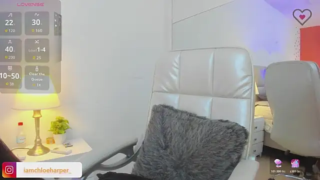 ChloeHarper  online show from 11-29-25, 12:30