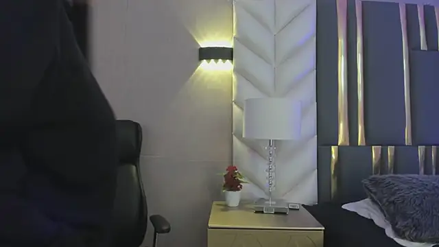 ChloeHarper  online show from 03-19-26, 11:36