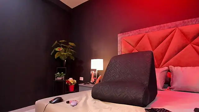 mia milff online show from 09-10-25, 07:14