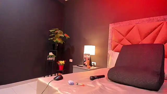 mia milff online show from 10-16-25, 06:42