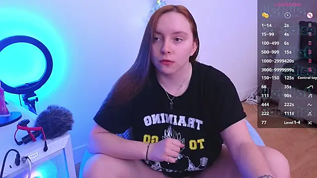  Yummy Girl  online show from 12-30-24, 07:48