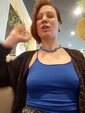 Exhibitionsplit online show from 01-13-25, 11:52