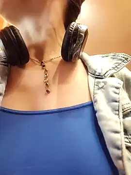 Exhibitionsplit online show from 10-23-25, 11:31