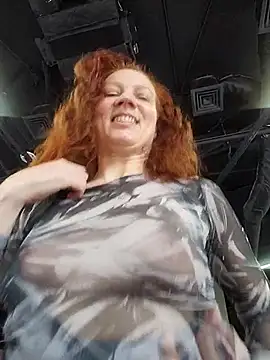 Exhibitionsplit online show from 04-08-26, 09:31