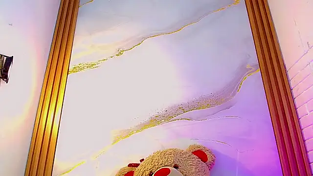 Snapshot of CoralineSweett chatting on 12-16-25, 08:58 CoralineSweett online show from 12-16-25, 08:58