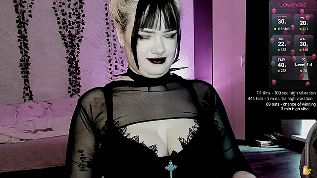 Snapshot of strawberry_elfcat chatting on 03-29-26, 03:17 strawberry elfcat online show from 03-29-26, 03:17