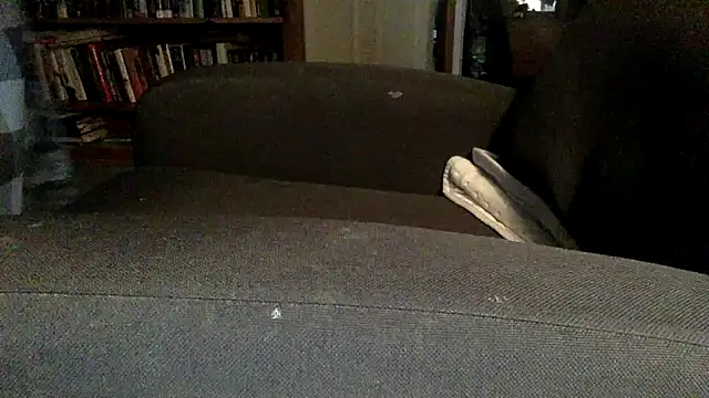 Snapshot of Thorandkitty chatting on 10-04-25, 12:25 Thorandkitty online show from 10-04-25, 12:25