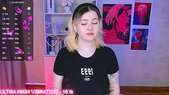 cutie mili online show from 02-24-25, 03:23