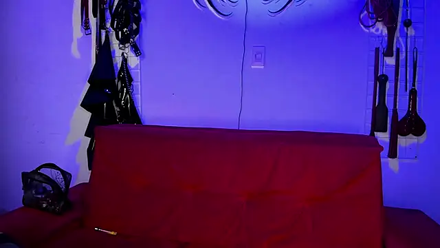 irregular fetish  online show from 03-18-26, 09:40