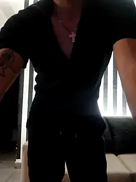 Snapshot of pretorianoo53 chatting on 11-09-25, 03:38 pretorianoo53 online show from 11-09-25, 03:38