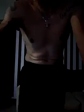 Snapshot of pretorianoo53 chatting on 12-21-25, 04:30 pretorianoo53 online show from 12-21-25, 04:30